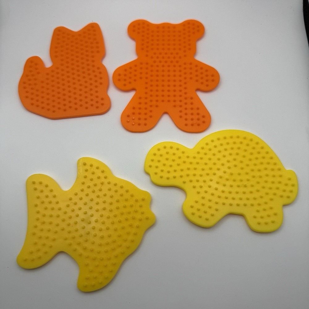 Perler Bead LOT of 10 peg boards pegboards shapes stars heart animals - Picture 2 of 5